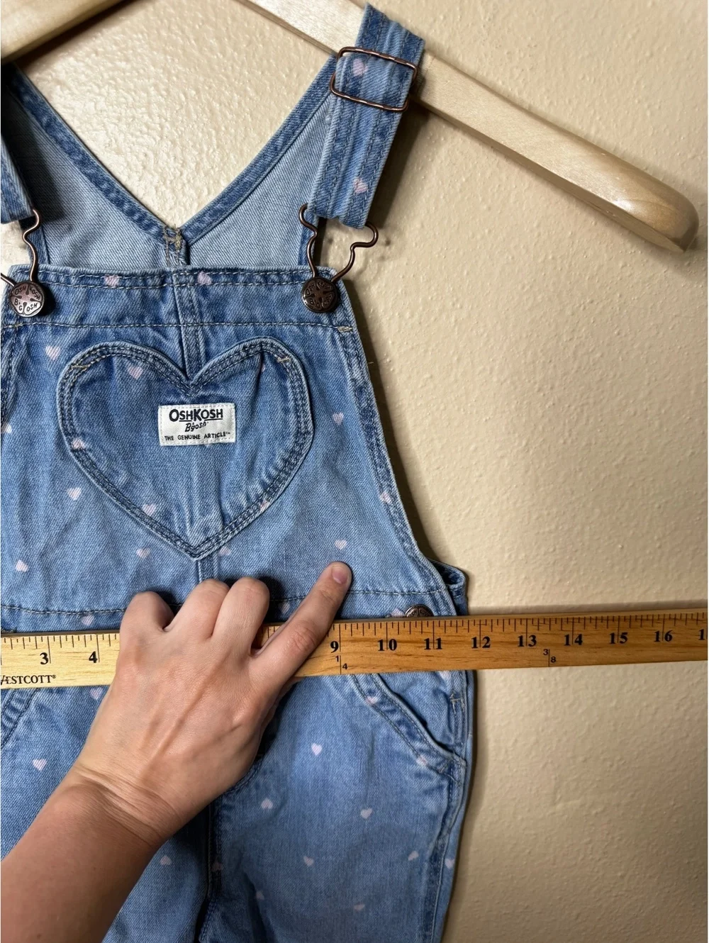OshKosh B’gosh Girls 4T Denim Overalls Heart Print Light Wash Bib Jeans Cute